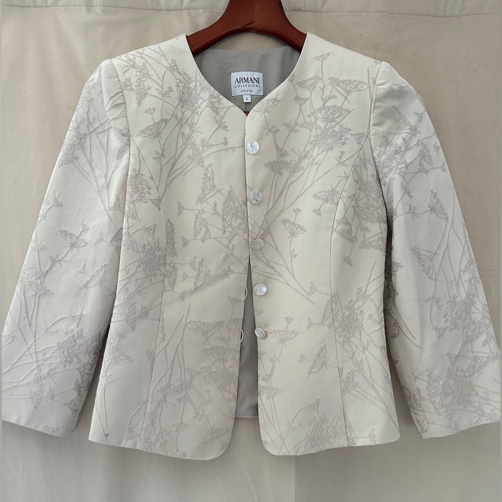 Giorgio Armani Beige Embellished Jacket Size 6